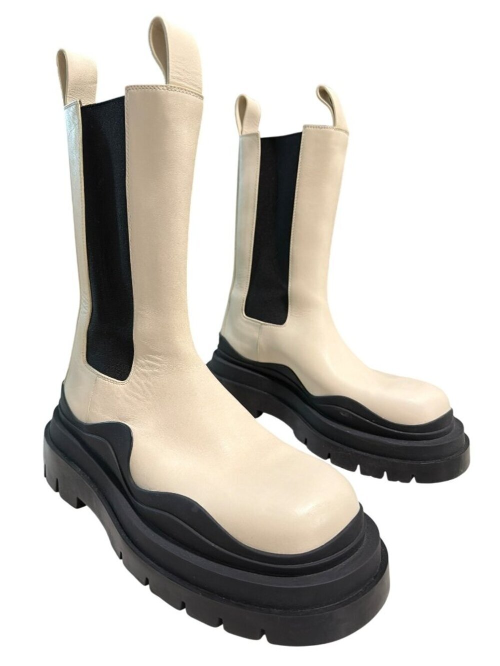 Bottega Veneta Tire Lug Chelsea Boots Sea Salt Black Shoes EU 38/US 8